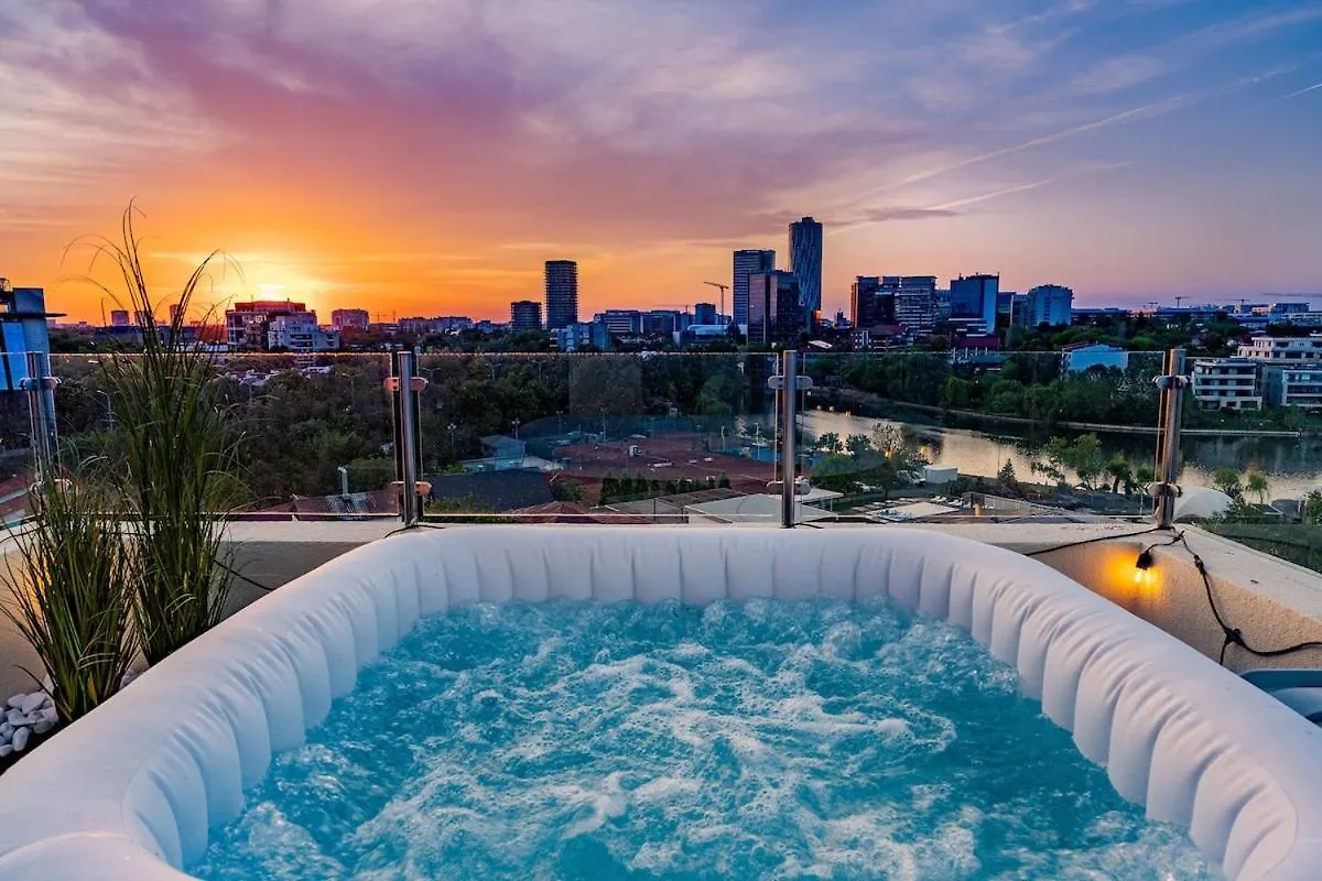 Downtown Floreasca Penthouse With Jacuzzi&Sauna Bukurešť 0*,