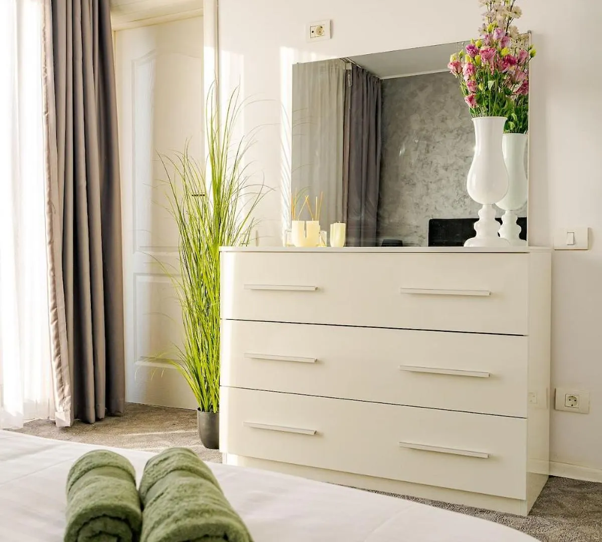 Lejlighed Downtown Floreasca Penthouse With Jacuzzi&Sauna Bukarest Rumænien
