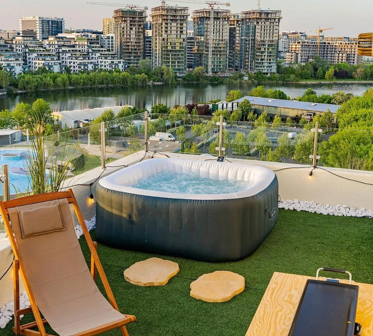 Downtown Floreasca Penthouse With Jacuzzi&Sauna Bucareste